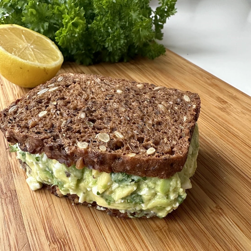 Æg & Avocado Sandwich